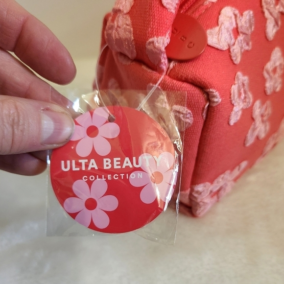 Ulta Beauty Coral Pink Floral Flower Appliques Cosmetic Bag NWT - Picture 9 of 10